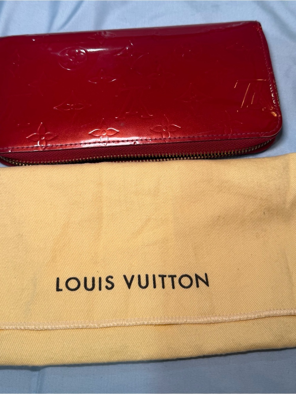 Louis Vuitton Red Monogram Zip-Around Wallet Zipper patent leather and dust bag